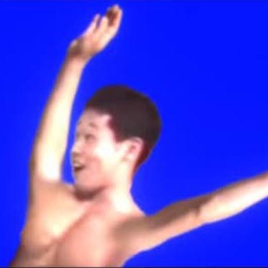 何か良いことがあったのであろう。多分遠野をレイプすることに成功して喜んでいる。